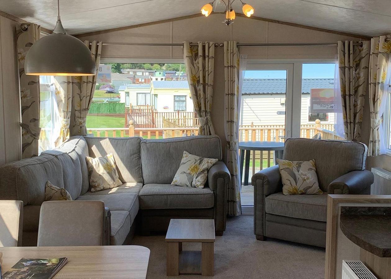 Ocean Heights Holiday Park New Quay  Bagian luar foto