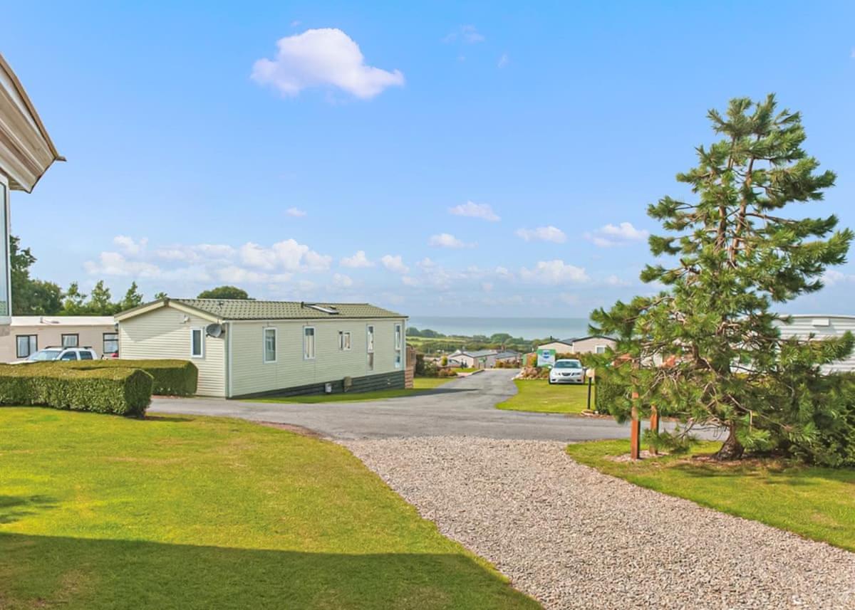 Ocean Heights Holiday Park New Quay  Bagian luar foto